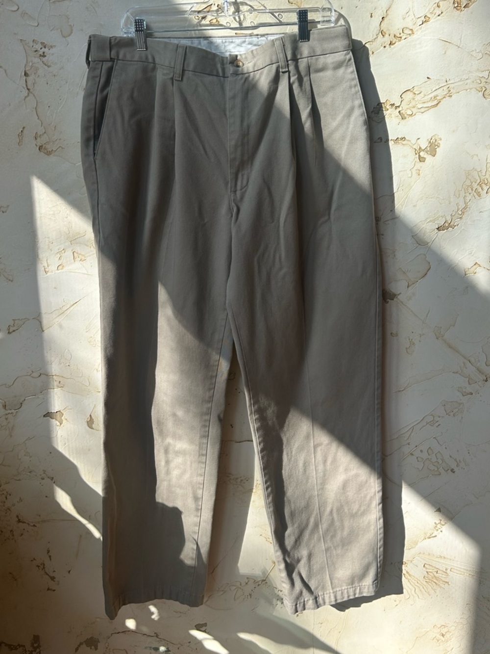 Timber Creek by Wrangler Pleated Dress Pants 36x32 Adjustable Waist Khaki